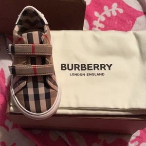 burberry toddler strap sneaker